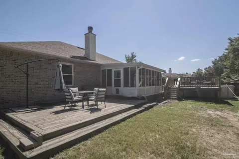 Exterior - 4651 Ridge Pointe Dr, Pace, FL 32571 photo 6 of 8