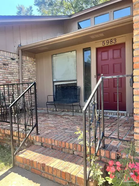 5983 W Shore Dr, Pensacola, FL 32526