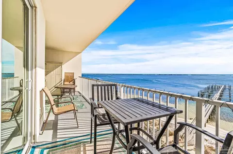 154 Ethel Wingate Dr #409, Pensacola, FL 32507