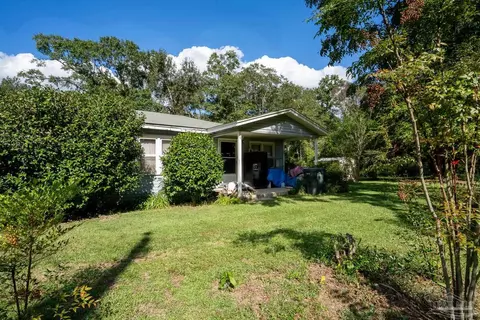 200 N Chipper Rd, Cantonment, FL 32533