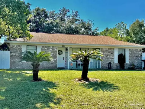 1307 Dog Track Rd, Pensacola, FL 32506