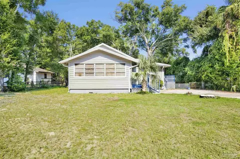 530 Wynnehurst St, Pensacola, FL 32503
