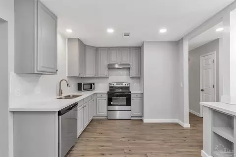 Kitchen - 4304 W Avenida De Golf, Pace, FL 32571 photo 1 of 3