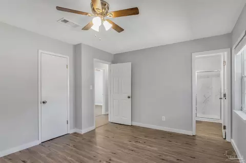 Bedroom - 4304 W Avenida De Golf, Pace, FL 32571 photo 2 of 10