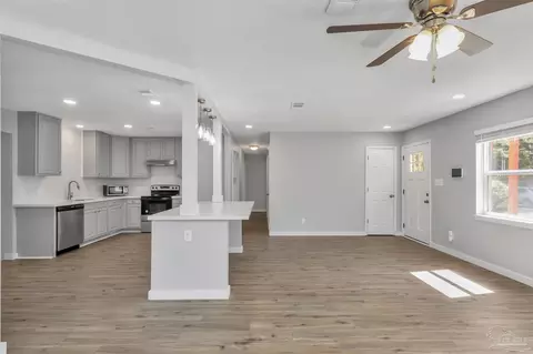 Living - 4304 W Avenida De Golf, Pace, FL 32571 photo 6 of 8