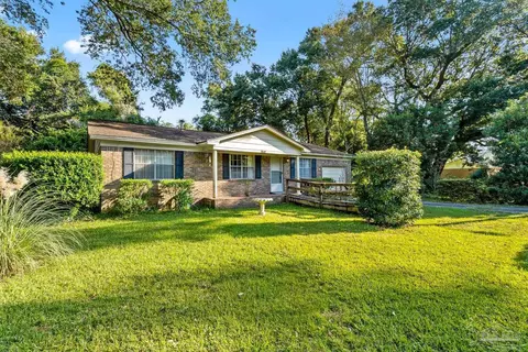 152 Vine St, Pensacola, FL 32534