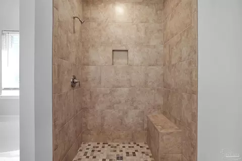 Bath - 2708 Gemstone Cir, Pace, FL 32571 photo 2 of 4