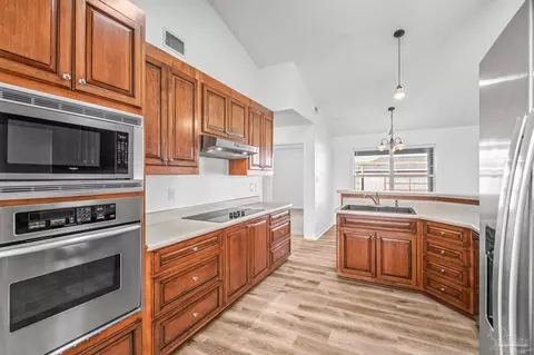 Kitchen - 4797 Oscar Ln, Pace, FL 32571 photo 5 of 5