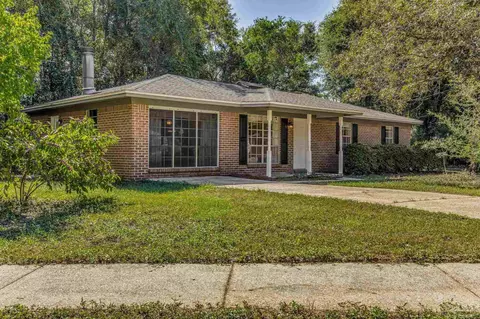 5203 Spring St, Pace, FL 32571