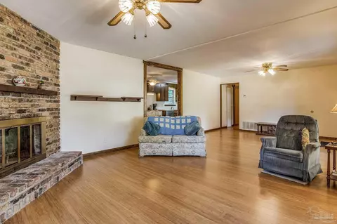 5203 Spring St, Pace, FL 32571 photo 7