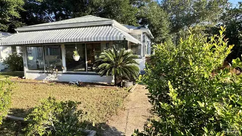 317 Bremen Ave, Pensacola, FL 32507