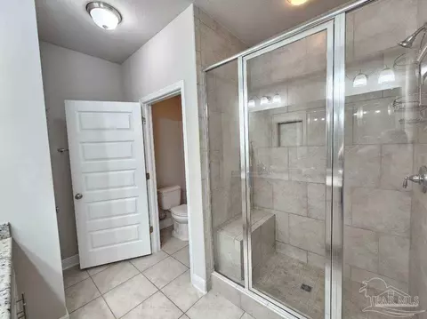 Bath - 4423 Oak Orchard Cir, Pace, FL 32571 photo 3 of 4