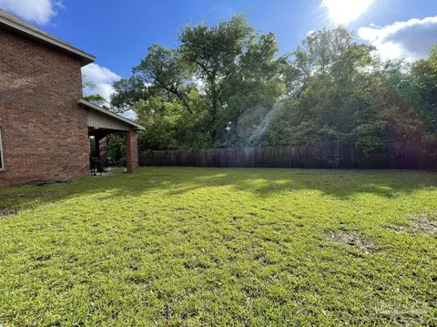 Exterior - 4423 Oak Orchard Cir, Pace, FL 32571 photo 4 of 4