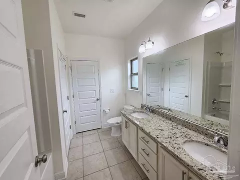 Bath - 4423 Oak Orchard Cir, Pace, FL 32571 photo 2 of 4