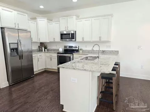 Kitchen - 4423 Oak Orchard Cir, Pace, FL 32571 photo 3 of 3