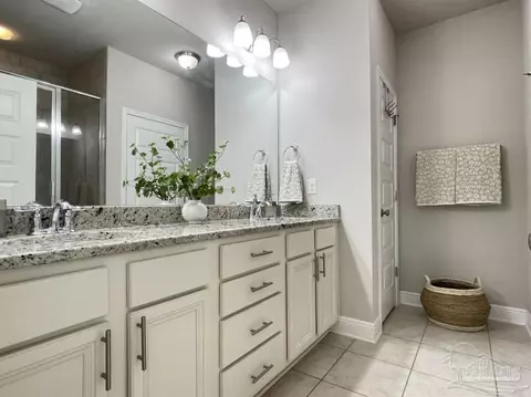 Bath - 4423 Oak Orchard Cir, Pace, FL 32571 photo 1 of 4