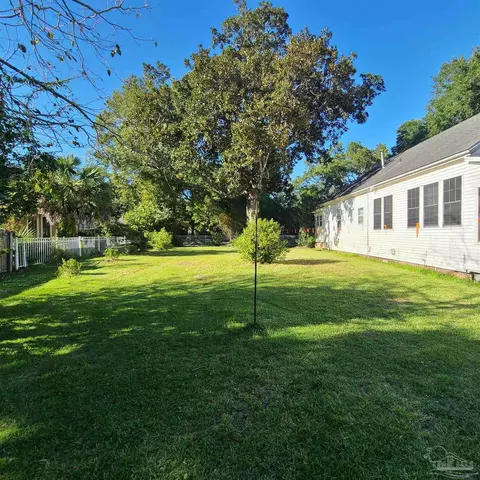 900 E Blk E Moreno, Pensacola, FL 32503