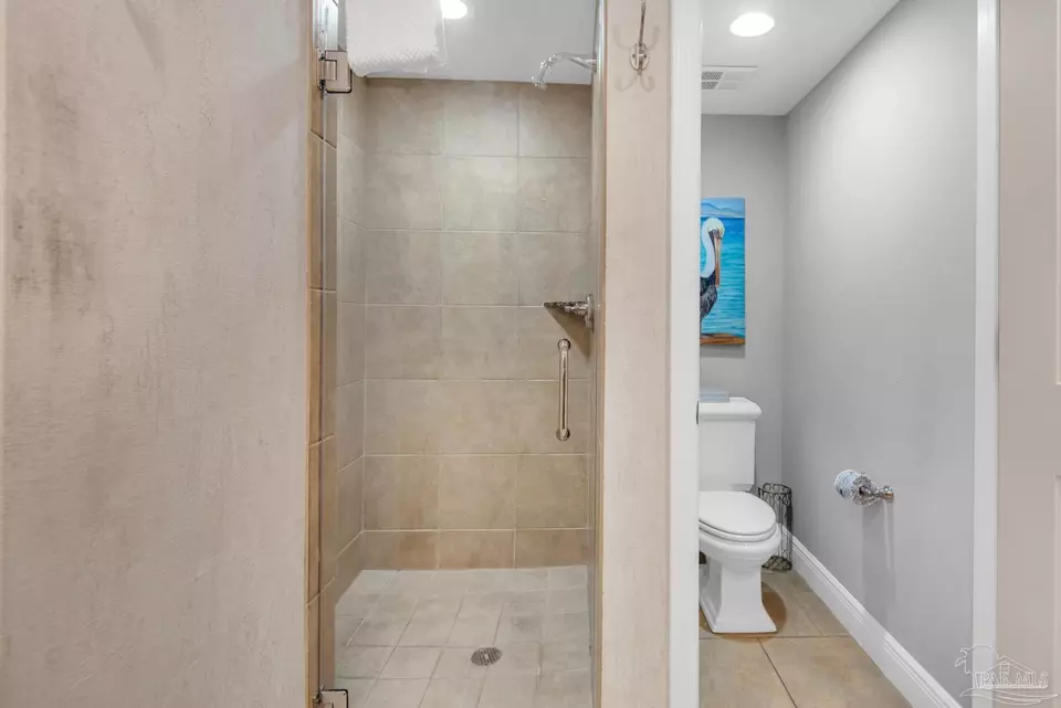  3 Portofino Dr #1204, Pensacola Beach, FL 32561 photo 33