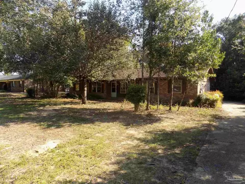 7114 Wymart Rd, Pensacola, FL 32526