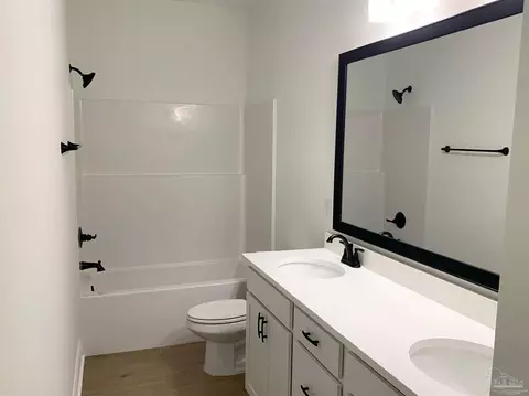 Bath - 5329 Adeline Cir 14-d #14-D ( ), Pace, FL 32571 photo 3 of 4