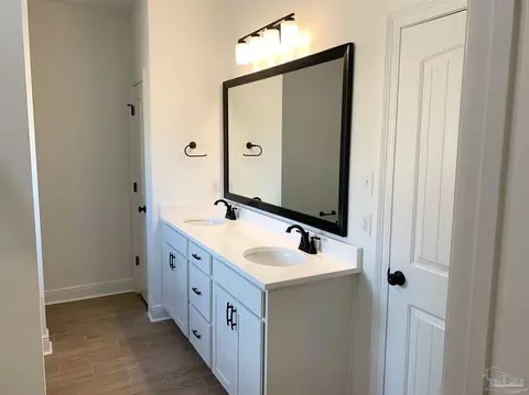 Bath - 5329 Adeline Cir 14-d #14-D ( ), Pace, FL 32571 photo 1 of 4
