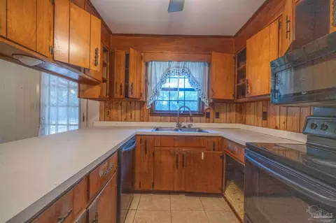 2387 Elna Rd, Cantonment, FL 32533