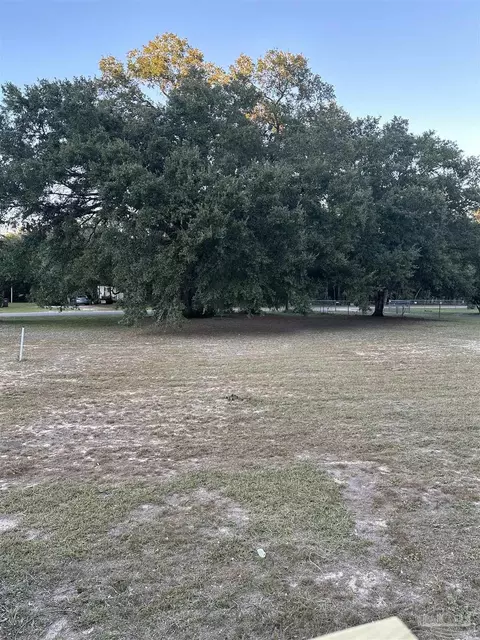 4333 Kelley Rd, Milton, FL 32583 photo 3