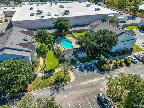 601 E Burgess Rd #D3, Pensacola, FL 32504