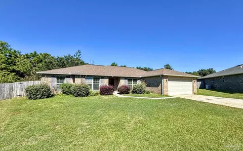 6117 Chester Dr, Pensacola, FL 32526