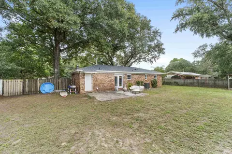 Exterior - 5134 Cora St, Milton, FL 32570 photo 5 of 7