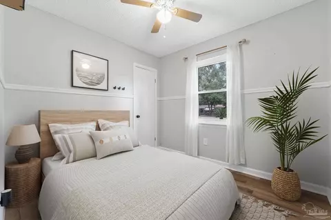 Bedroom - 5134 Cora St, Milton, FL 32570 photo 4 of 6