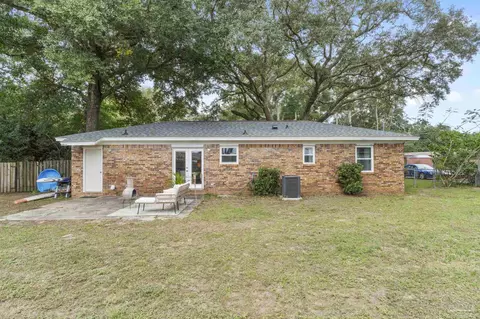 Exterior - 5134 Cora St, Milton, FL 32570 photo 4 of 7