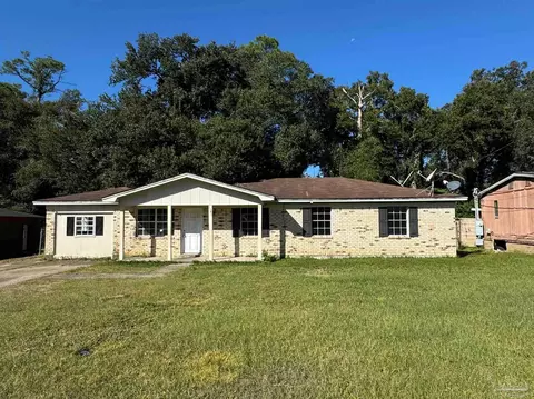 1545 Kyle Dr, Pensacola, FL 32505