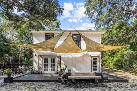 1741 New Hope Rd, Gulf Breeze, FL 32563