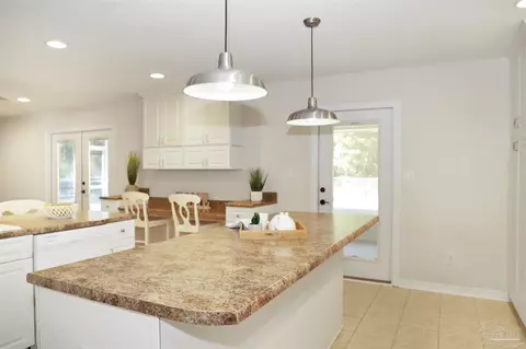 4454 Lyons Pl, Holt, FL 32564 photo 7