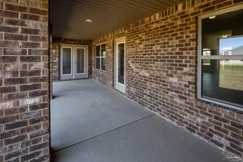 6215 Pineapple Dr, Milton, FL 32570 photo 3