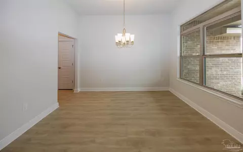 6215 Pineapple Dr, Milton, FL 32570 photo 9