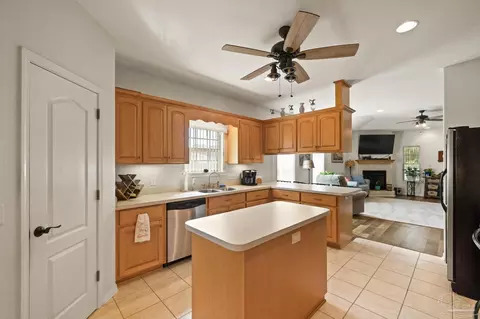 3551 Haley Way, Pace, FL 32571 photo 14