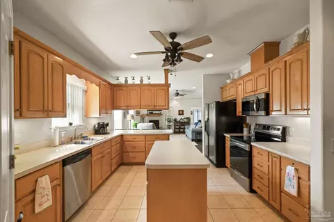 3551 Haley Way, Pace, FL 32571 photo 9