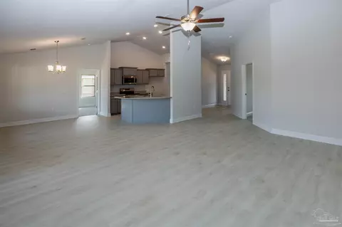 6209 Pineapple Dr, Milton, FL 32570 photo 11