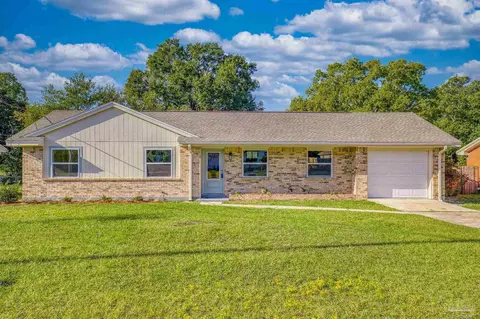 3221 Rothschild Dr, Pensacola, FL 32503