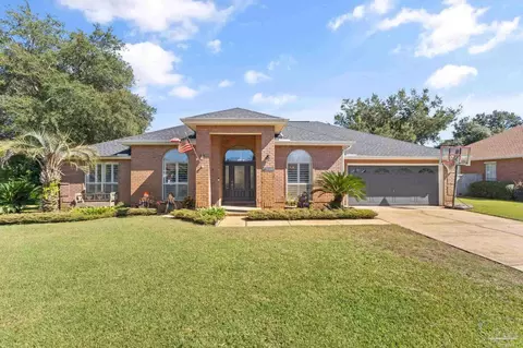 1158 Jaguar Cir, Gulf Breeze, FL 32563