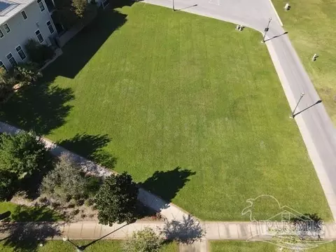 662 E Romana St, Pensacola, FL 32502