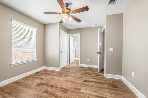 Bedroom - 5412 Covered Bridge Ln, Pace, FL 32571 photo 2 of 4