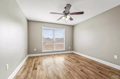 Bedroom - 5412 Covered Bridge Ln, Pace, FL 32571 photo 3 of 4