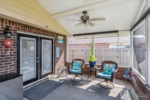 Exterior - 4813 Makenna Cir, Pace, FL 32571 photo 5 of 10