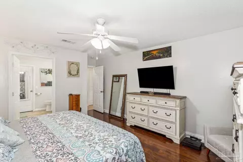 Bedroom - 4813 Makenna Cir, Pace, FL 32571 photo 2 of 5