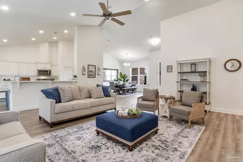 Living - 4348 Russell Elliott Rd, Jay, FL 32565 photo 1 of 1
