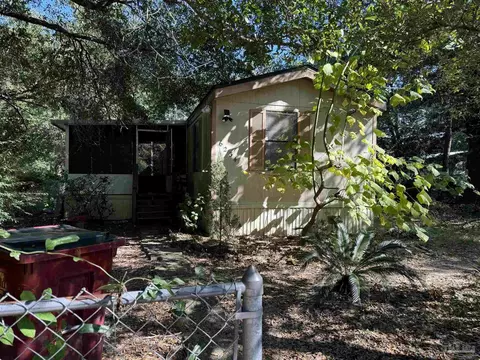 6234 Morgan Rd, Milton, FL 32570
