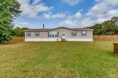 320 Brown Rd, Mcdavid, FL 32568